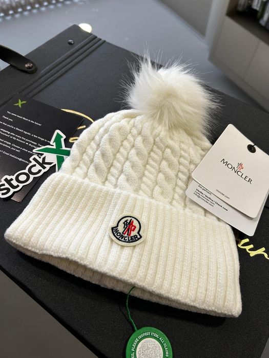 Gorro Moncler Branco Como Novo