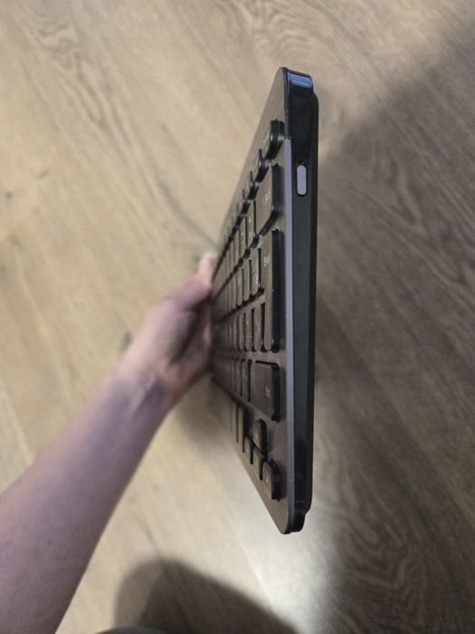 Клавіатура Logitech K810 бездротова з підсвіткою