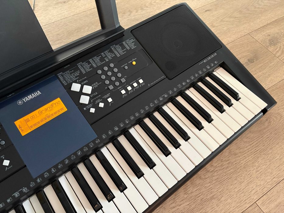 Keyboard Yamaha PSR E333