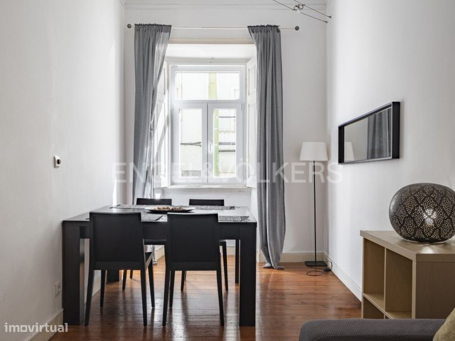 Apartamento T2 em Alcântara com licença de AL — Alcântara, Lisboa