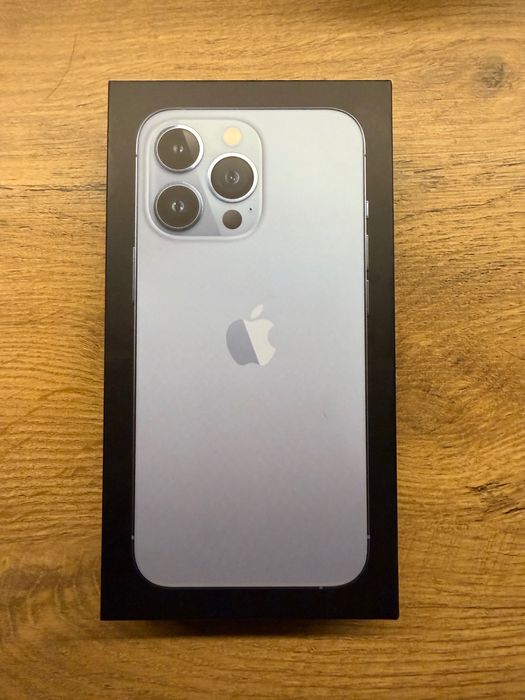 IPhone 13 PRO 256 GB niebieski stan bardzo dobry