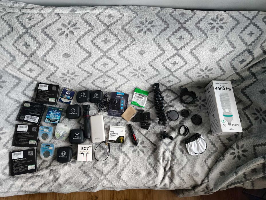 Duży zestaw 35 akcesorii fotograficznych