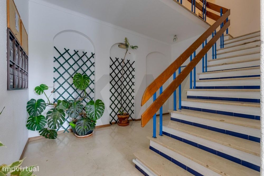 T2 no Último Piso com Terraço de 28.5m2 e Vistas Deslumbrantes em Porc