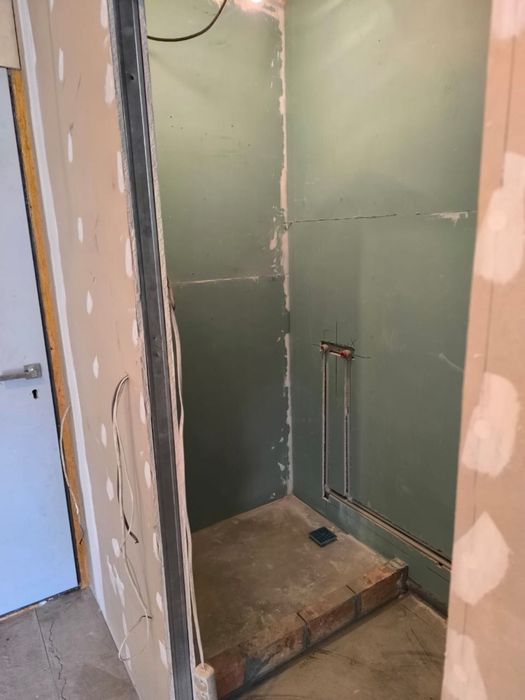 Продаж  1к.Калинова Косіора Правда