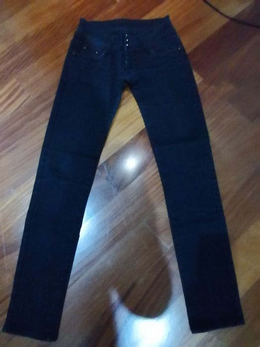 Calças Ganga  pretas elásticas tá. 38