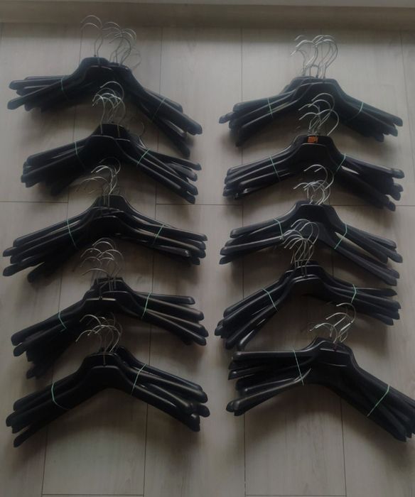 Wieszaki czarne 100 szt