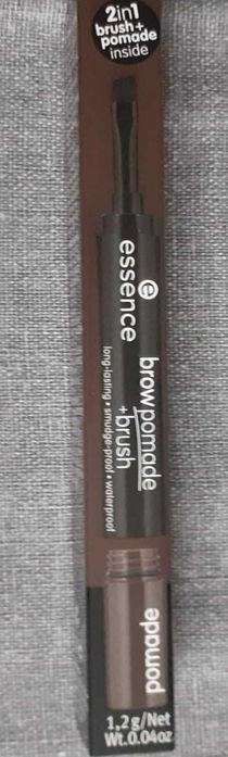 Pomady 2 Essence brązowa 03