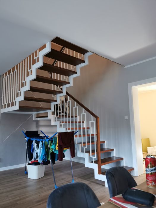 Schody drewniane,renowacja starych