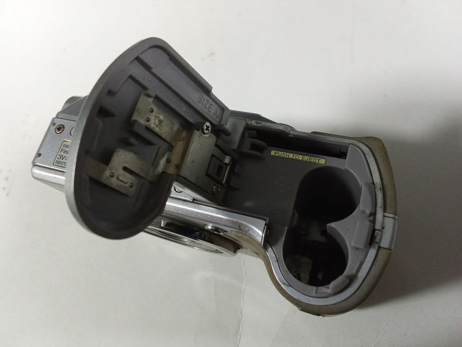 Фотоаппарат Fujifilm FinePix Е500