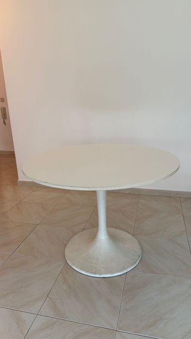 Mesa Ikea Docksta Usada