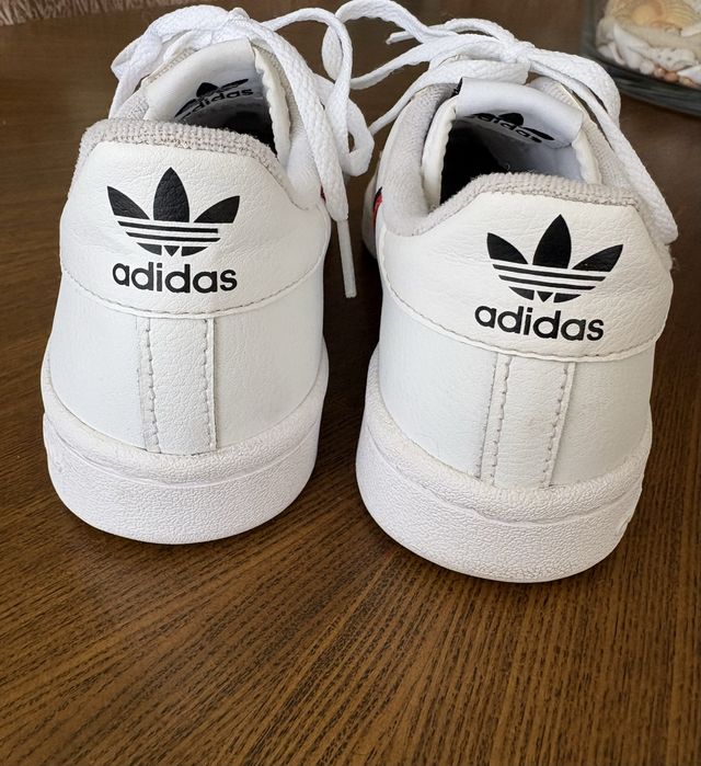 Ténis Adidas Continental 35 1/2