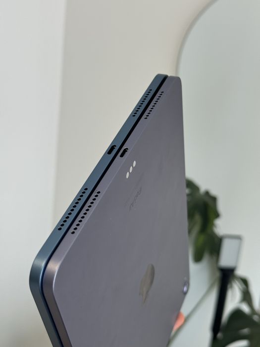 Apple iPad Air 5 M1 64 Gb