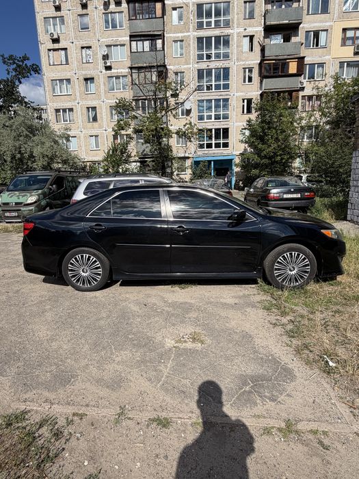 Продам Toyota camry