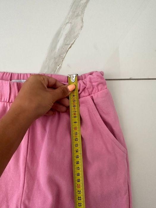 Spodnie rozmiar 152 cm marki reserved