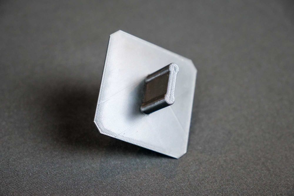 Zaślepka ochronna na gniazdko do malowania ścian - 10 szt. Uniwersalna