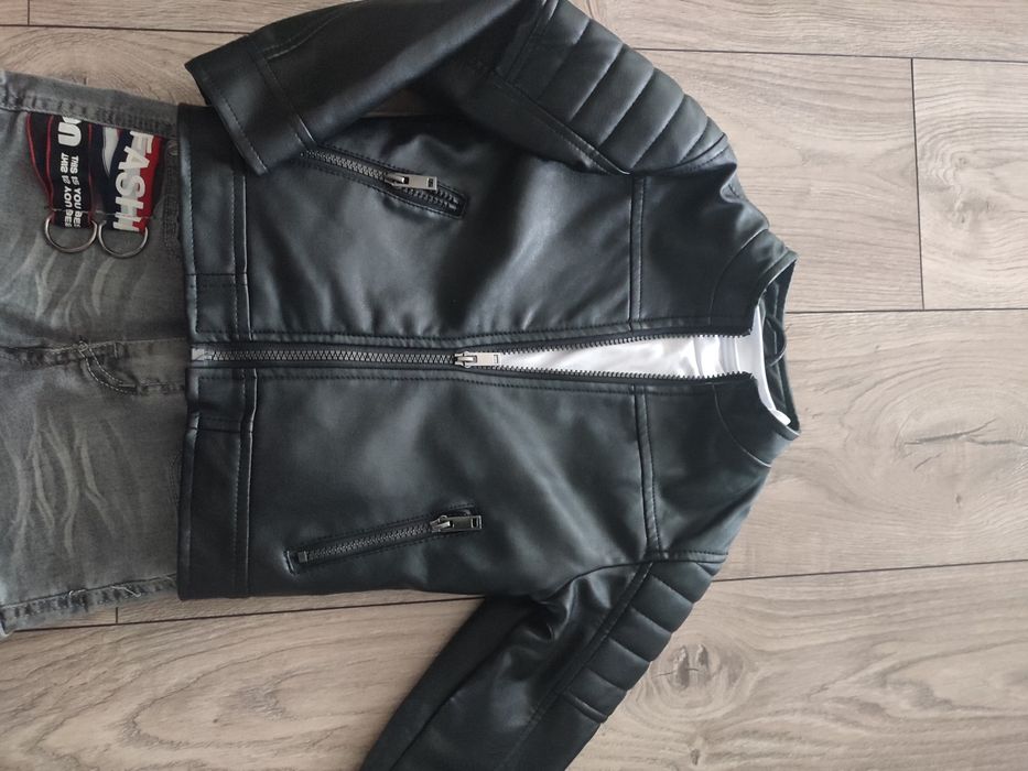 Kurtka 104 czarna "skórzana"