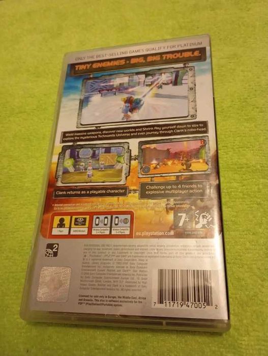 Caixa Ratchet & Clank Size Matters Psp