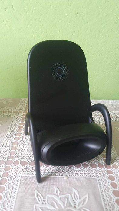 Bezprzewodowa ładowarka – nowoczesny design, wygodne ładowanie!