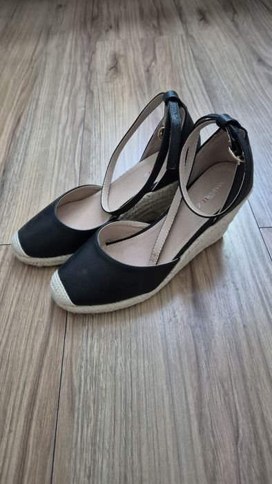 Sandały na koturnie espadryle czarne