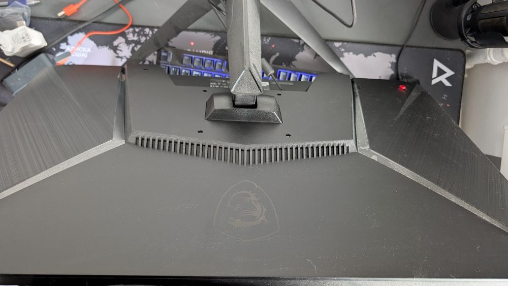 Монітор 27" MSI G2712F ще на гарантії