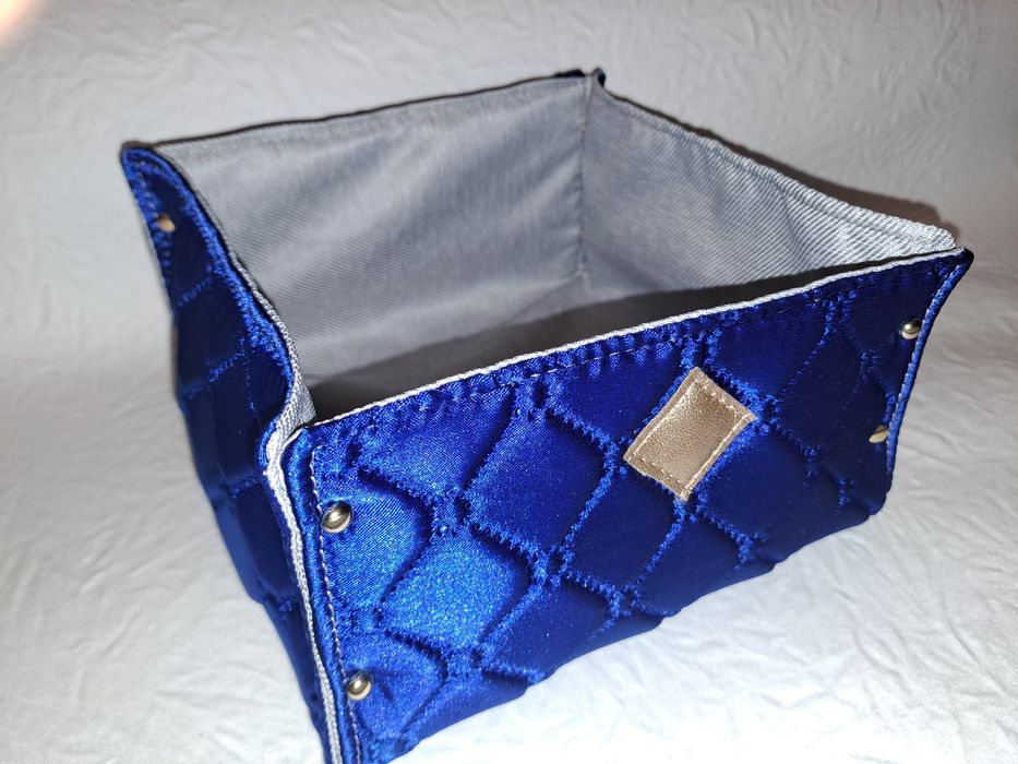 Kosmetyczki, szkatułki