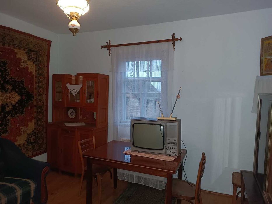 Продаж чистої та охайної частини будинку