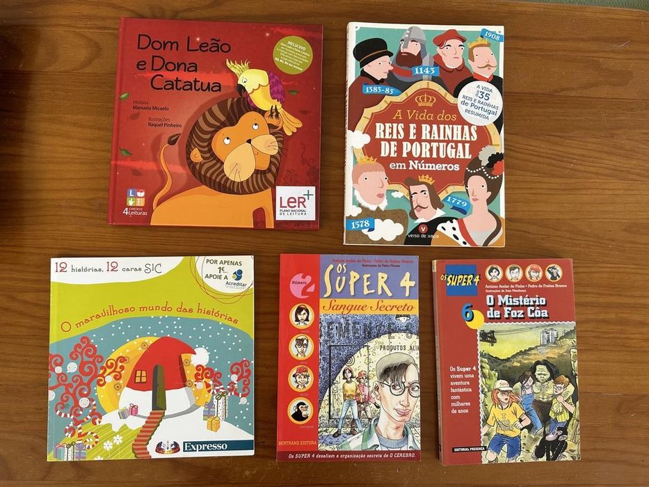 Vários livros infantis