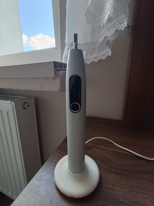 Szczoteczka do zębów ze stacją ładująca Oclean  x pro