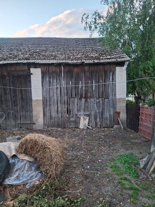 Stara stodoła do rozbiórki