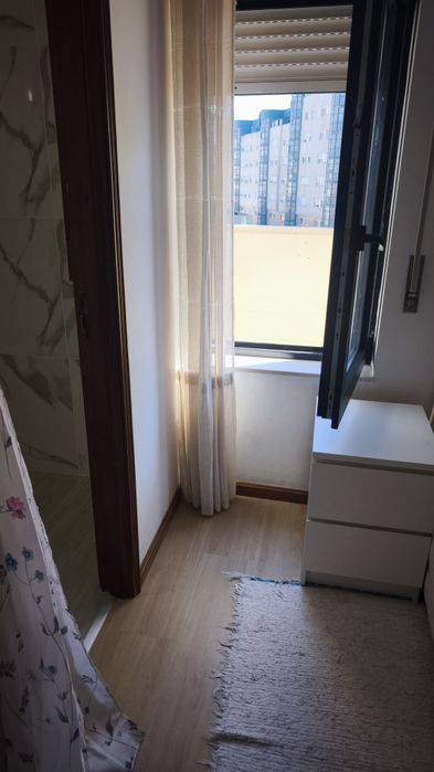 Suíte para casal com varanda  em Arcozelo Barcelos