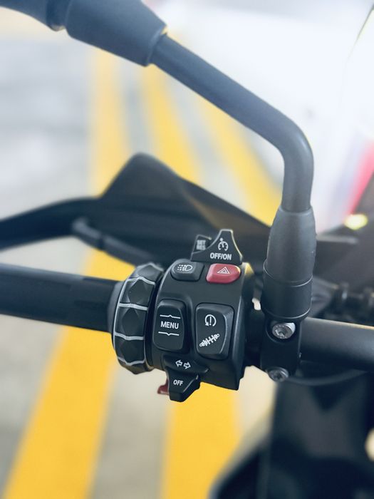 BMW S1000 XR Triple Black