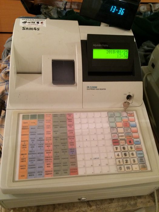 Registadora modelo ER-5200M