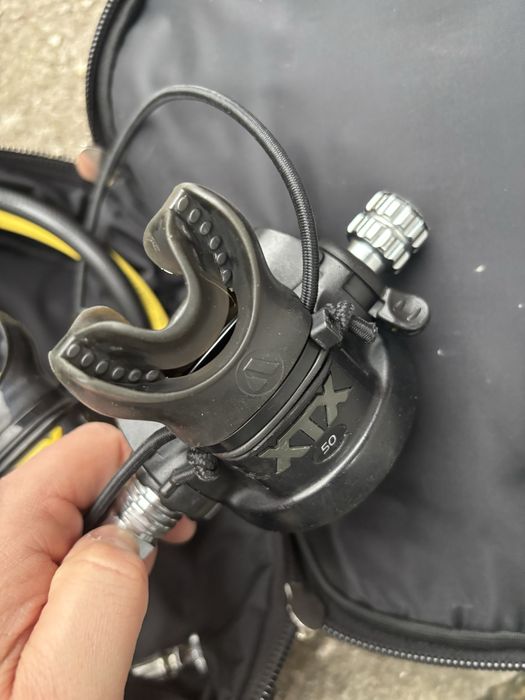 Zestaw automatów 2x (Apeks XTX50 apeks tek3) manometr scubapro