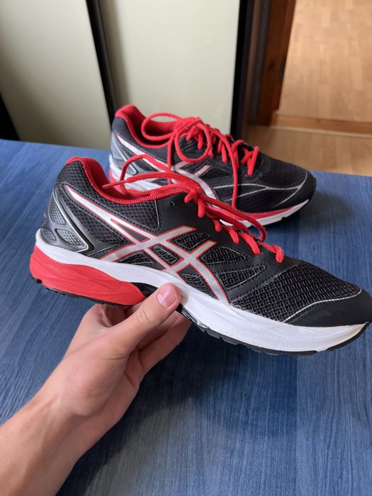 Оригінал! Чоловічі бігові кросівки Asics GEL-PULSE 8