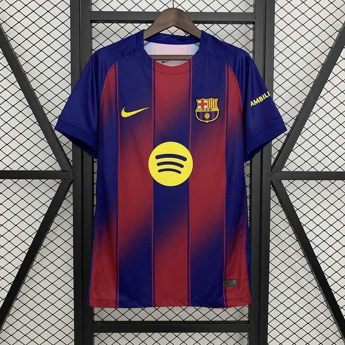 Camisolas de Clubes e Seleções