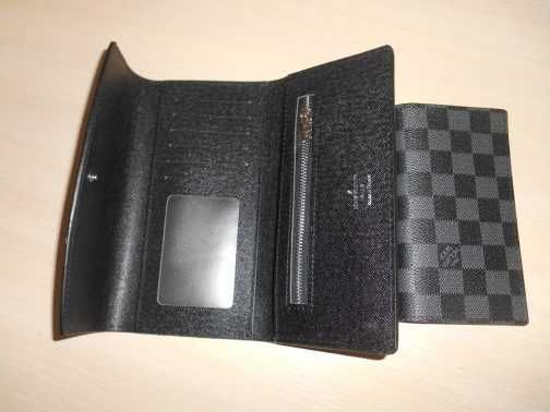 PORTFEL MĘSKI Louis Vuitton, skóra, Francja