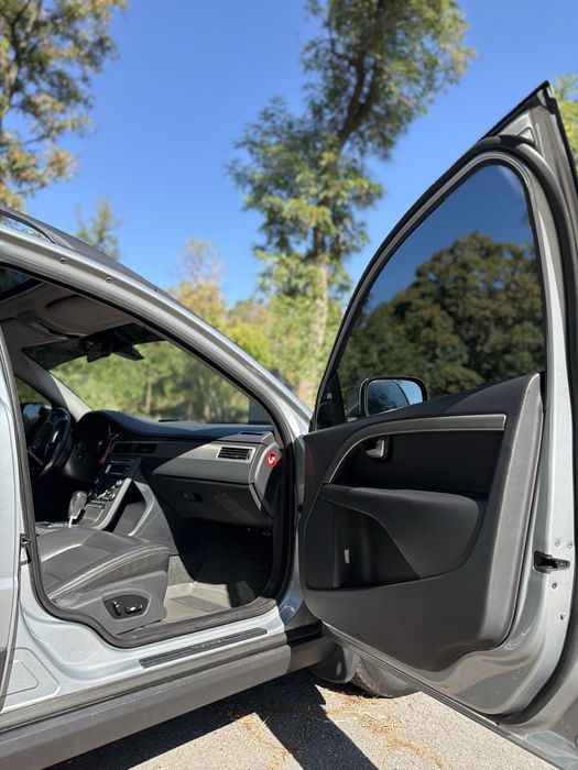 Volvo xc70 2.4D5 awd