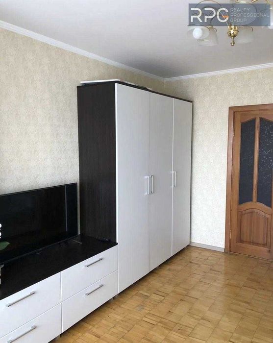 Продам 2к квартиру 60м2 метро Теремки 5хв