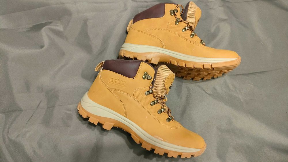 Buty chłopięce r. 39