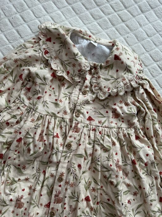 Сукня для дівчинки