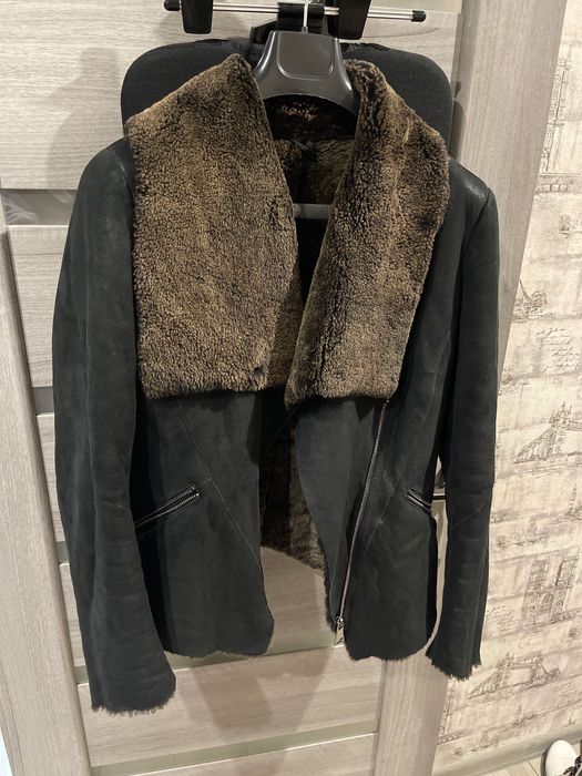 Натуральная женская дубленка\косуха стильная короткая черная, размер М