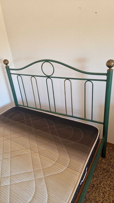 Cama de Ferro Casal ou Single - COMO NOVA