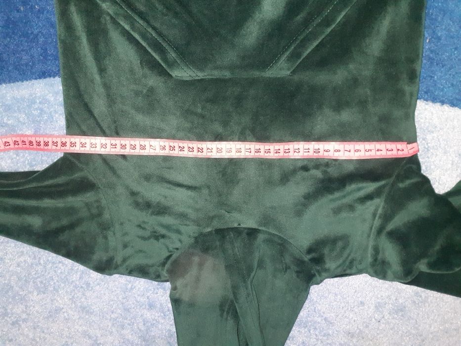 Велюровий костюм зимовий на дівчинку 6р