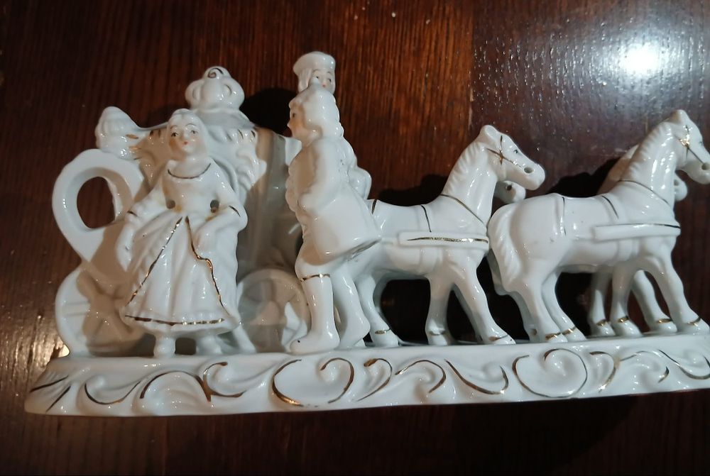 Figurka porcelanowa