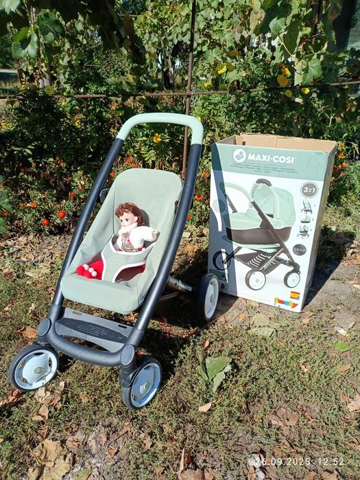Коляска для кукол Maxi Cosi