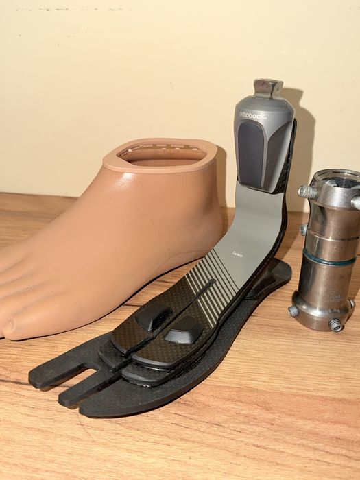 Продам протез стопи ottobock