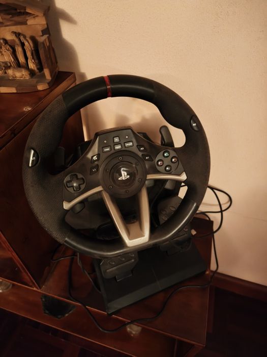 Volante e pedais  PS4