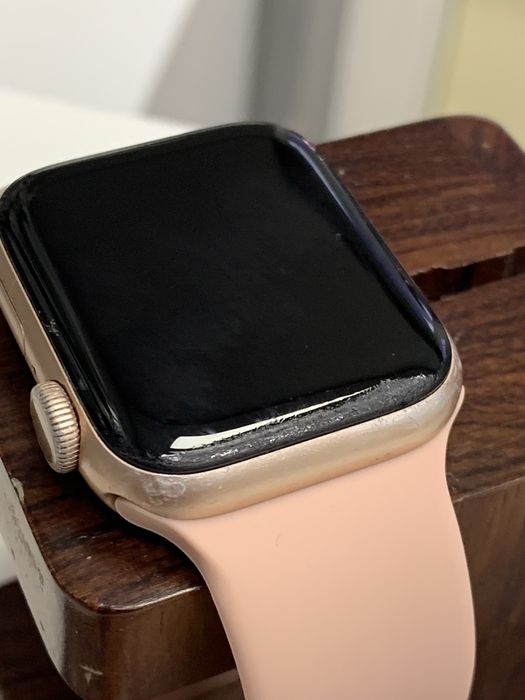 Оригінальні  apple watch series 6 40 mm rose gold