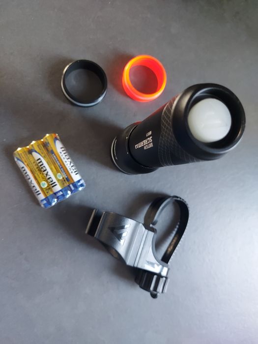 Oświetlenie 600 lumenów rowerowe przednie Mactronic Scream praca 13h