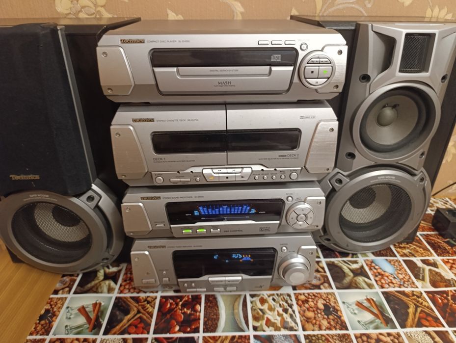 Музыкальный центр Technics SA-EH550 в рабочем состоянии